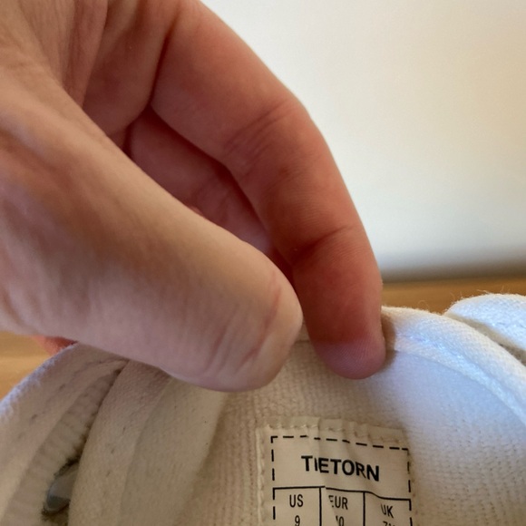 Tretorn Off-White Canvas Sneakers Women’s Size 11 - Picture 6 of 14